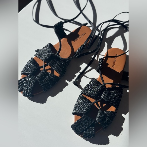 Free People Shoes - FREE PEOPLE Sunny Gilly Flats NEW Size 6.5